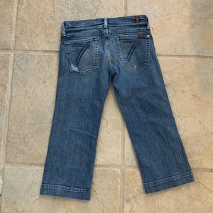 Seven for all mankind cropped size 27